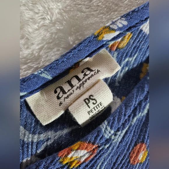 Ana Floral Tank Top - Picture 5 of 5